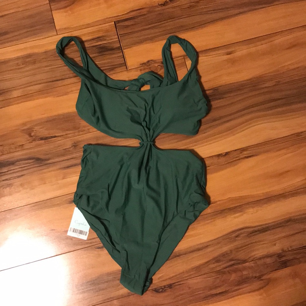 Bathing suit